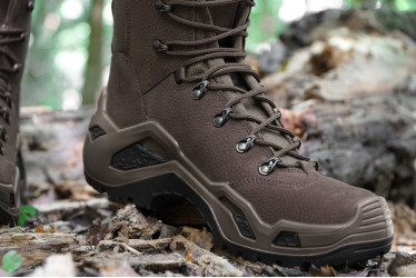 How To Choose The Right Size LOWA Military Boots